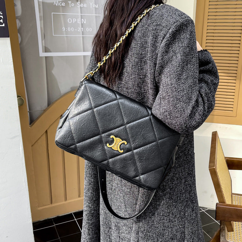 High-end large-capacity shoulder bag